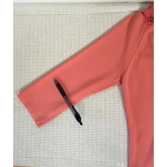 J A C Womens Top Size XS Knit Coral 3/4 Sleeve Top With Crochet Neckline - Picture 2 of 14